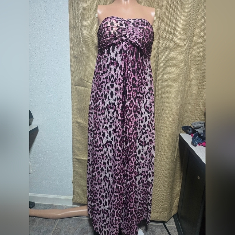 Elegant Strapless Leopard Print Dress